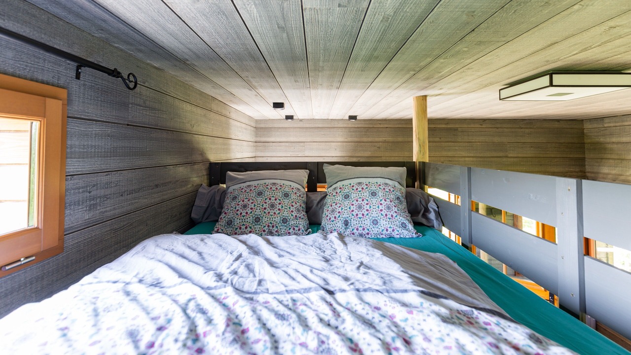 Photo of Bedroom in Vert