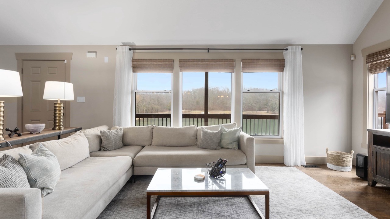 Photo of Livingroom in Grain Valley