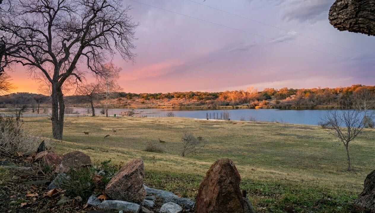 Photo of Others in Cottonwood Shores