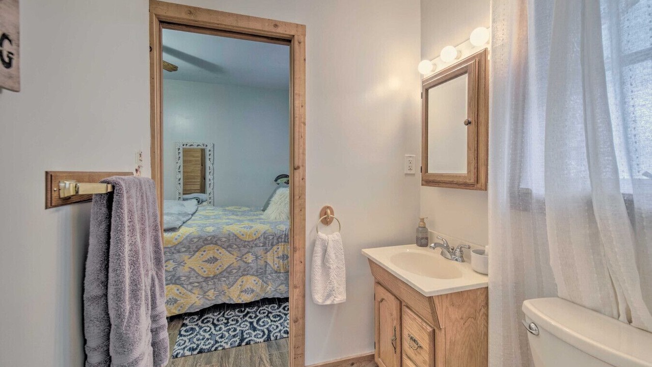 Photo of Bathroom in Bushnell