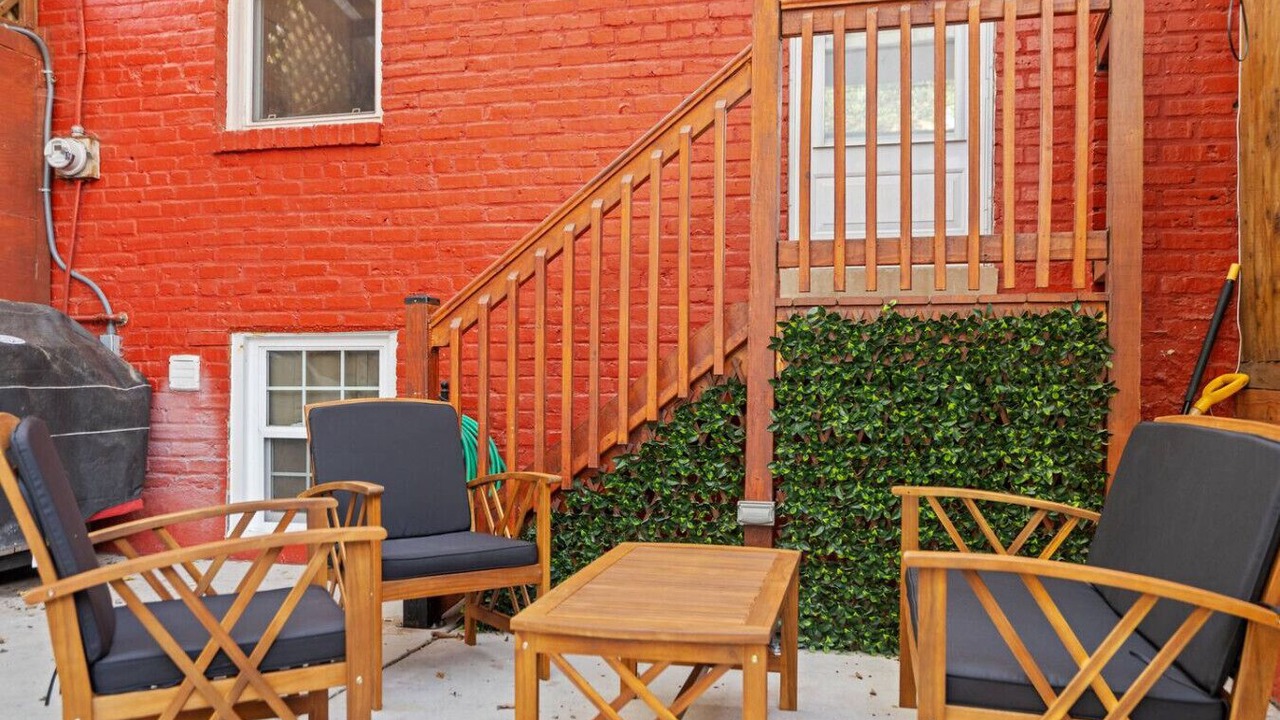 Photo of Patio Balcony in Yorktown