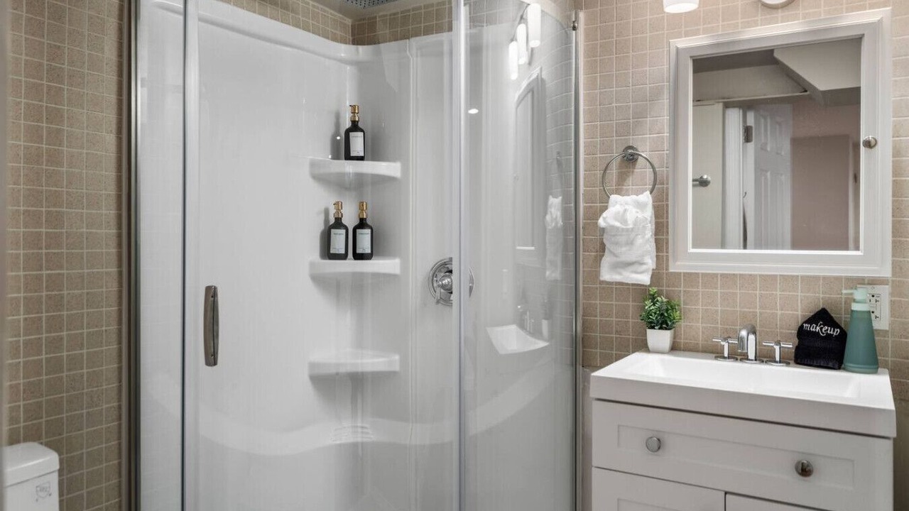 Photo of Bathroom in Yorktown