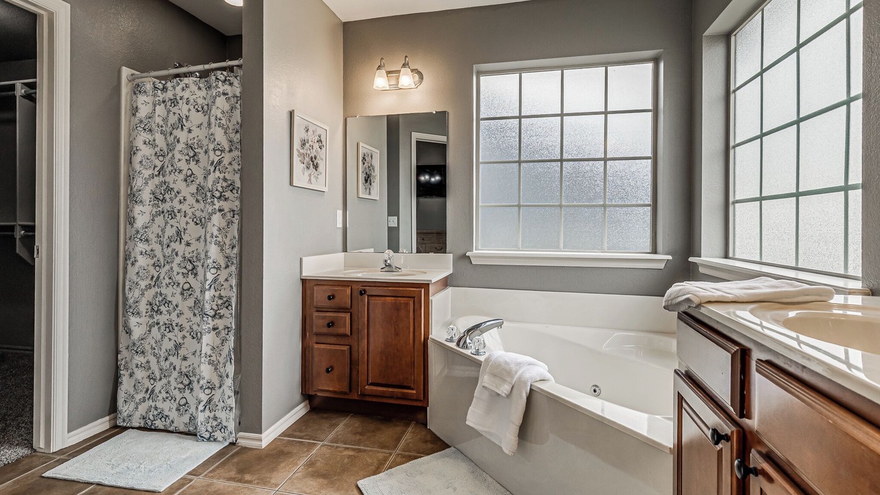 Photo of Bathroom in Coweta