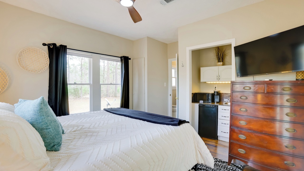 Photo of Bedroom in Montgomery