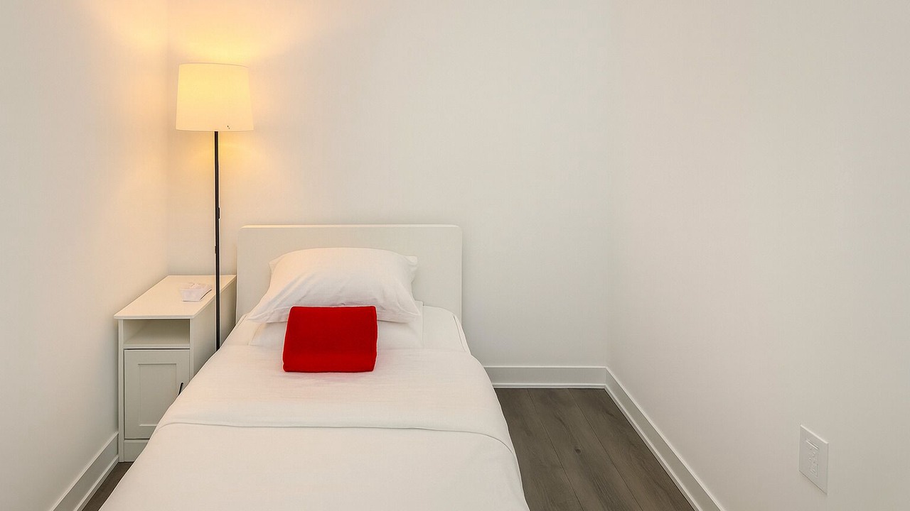 Photo of Bedroom in Bayview Glen