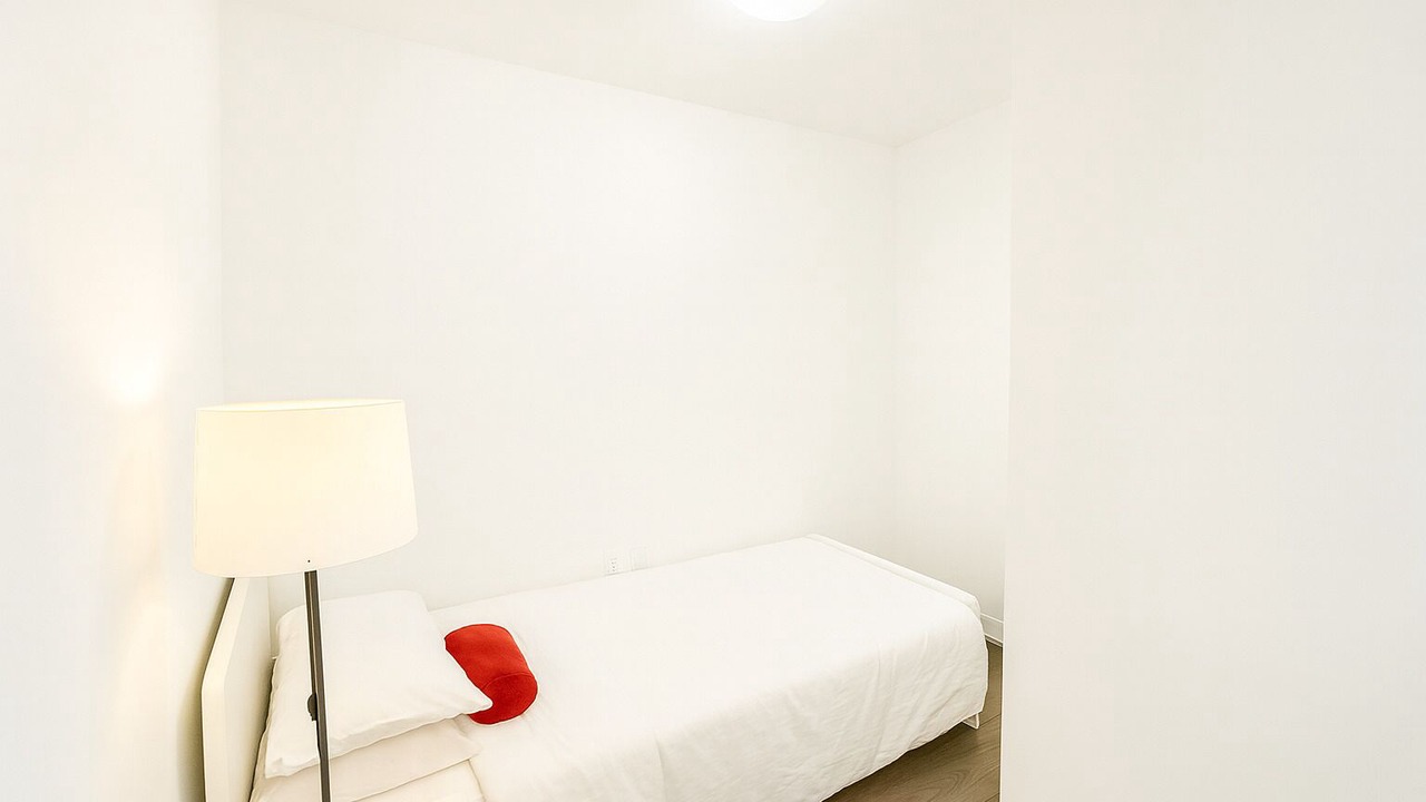 Photo of Bedroom in Bayview Glen
