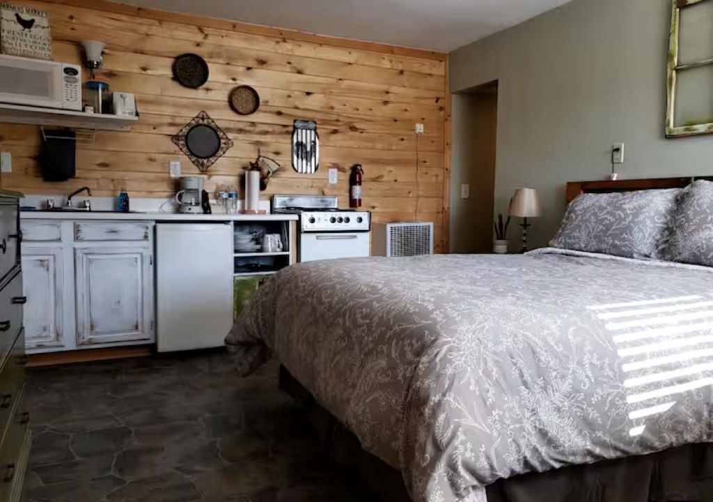 Photo of Bedroom in Lake George