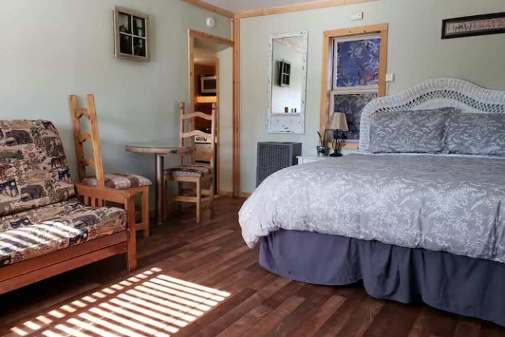 Photo of Bedroom in Lake George