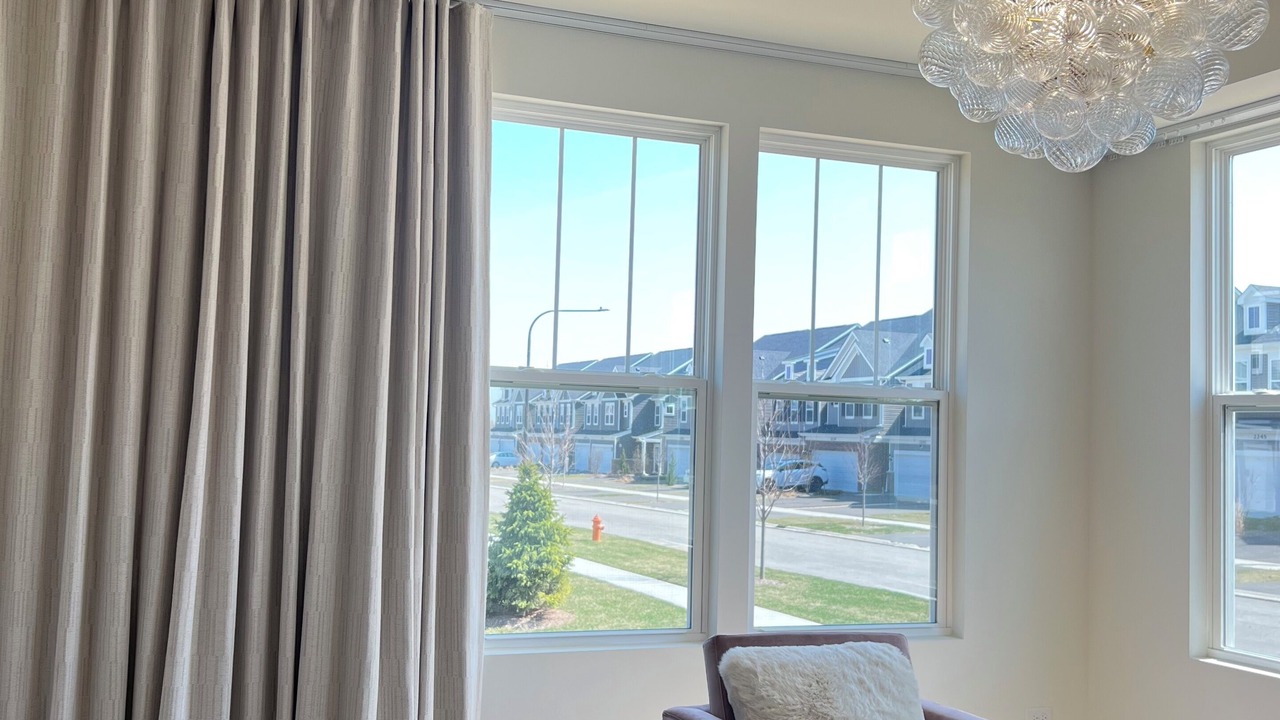 Photo of Livingroom in Fox Valley