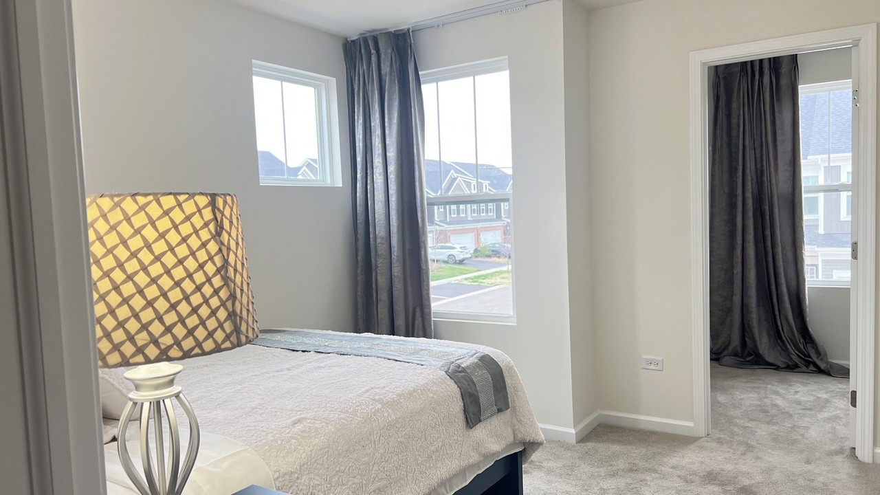 Photo of Bedroom in Fox Valley