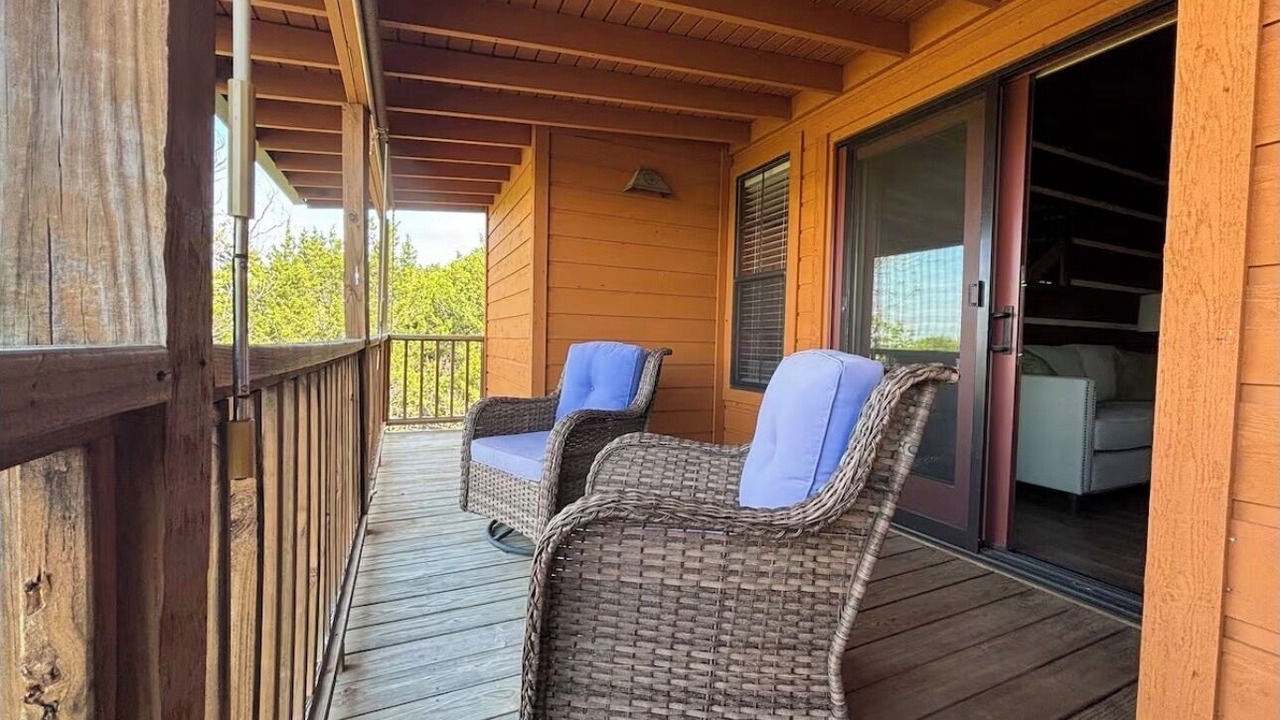 Photo of Patio Balcony in Lake Whitney
