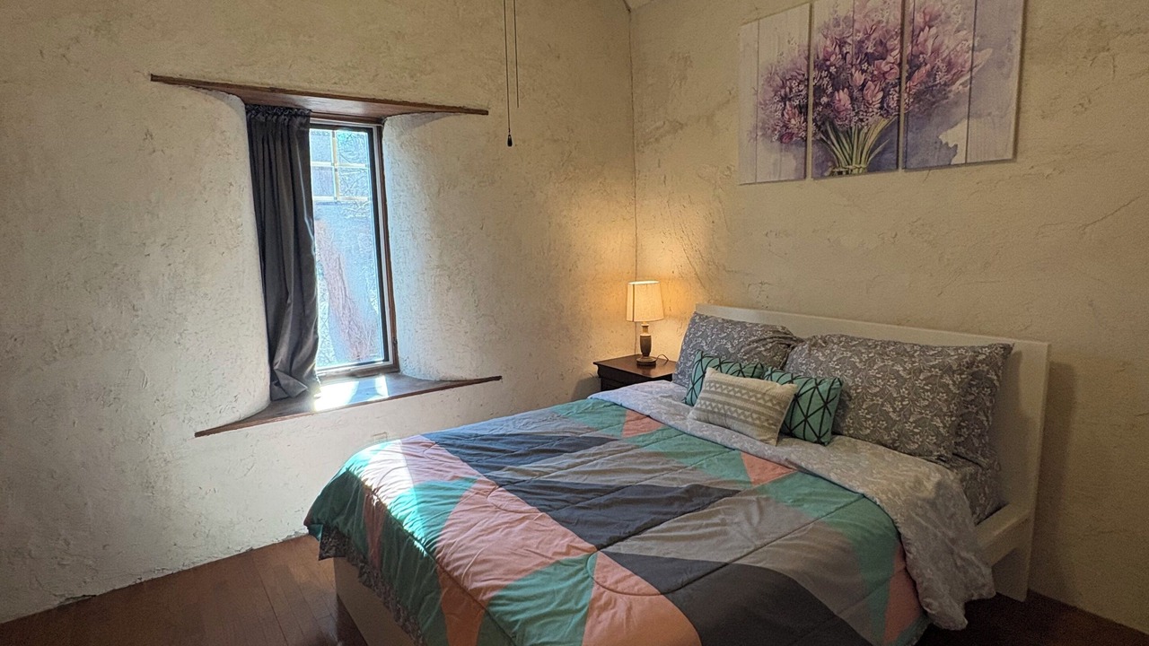 Photo of Bedroom in Elizabeth Park Valley