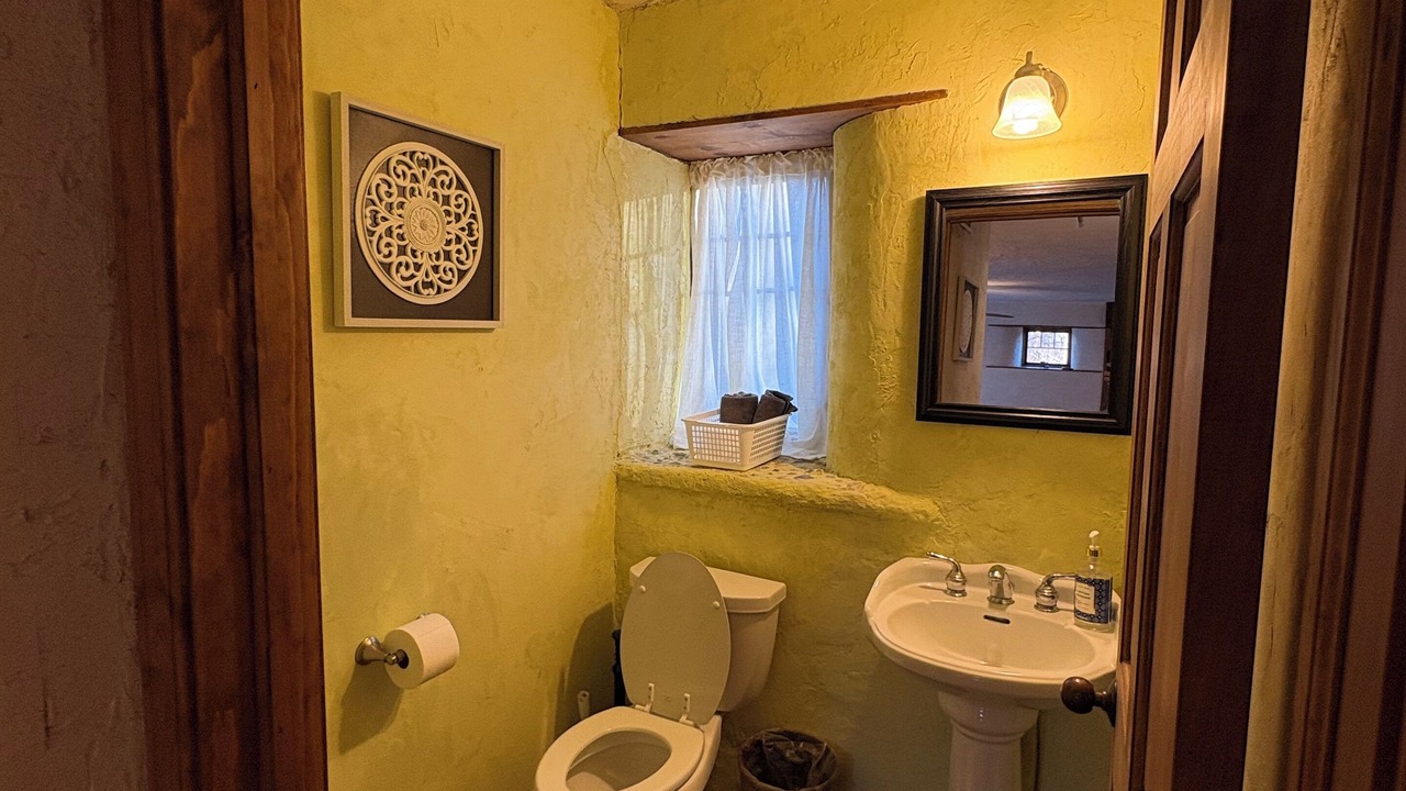 Photo of Bathroom in Elizabeth Park Valley