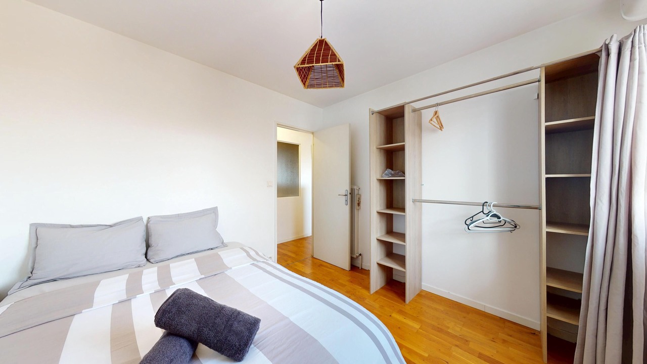 Photo of Bedroom in Perverie