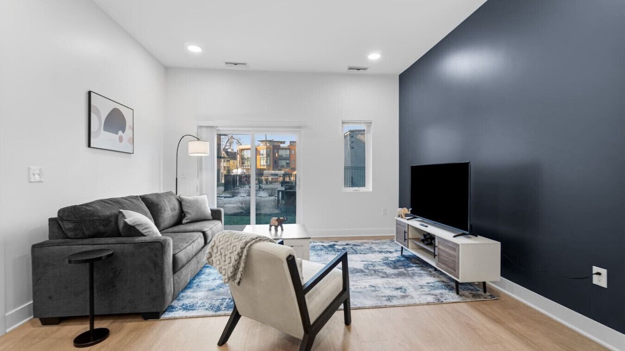 Photo of Livingroom in Little Italy