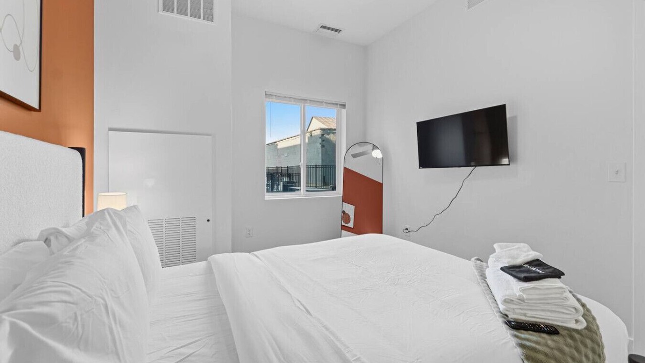 Photo of Bedroom in Little Italy