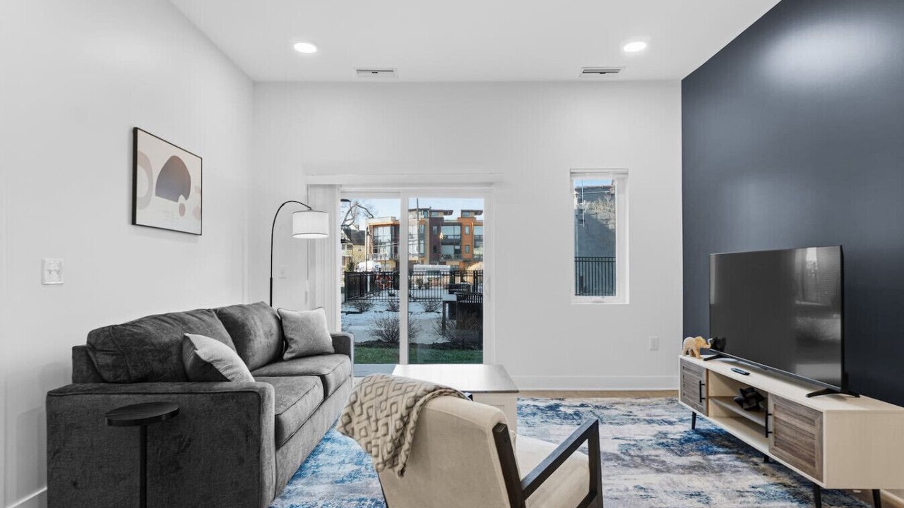 Photo of Livingroom in Little Italy