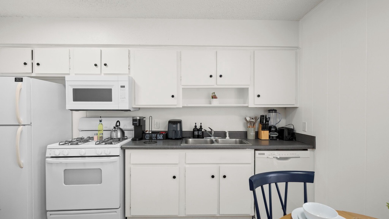 Photo of Kitchen in West Campus