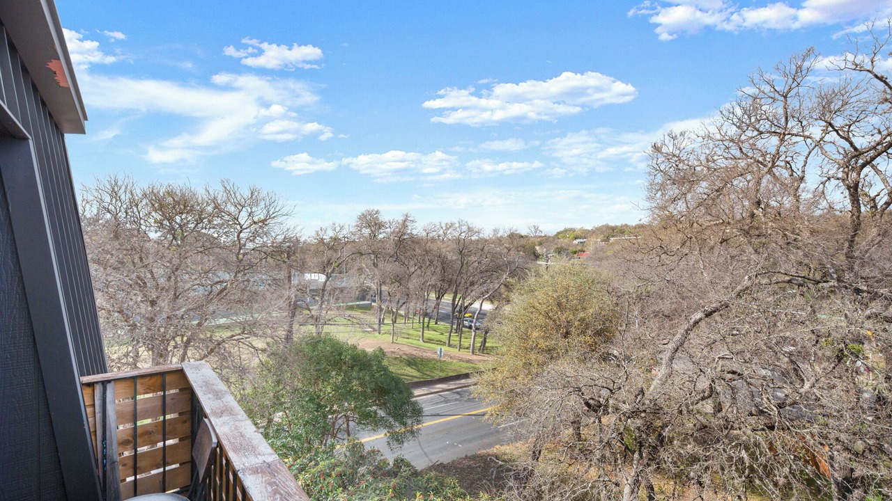 Photo of Outdoor in West Campus