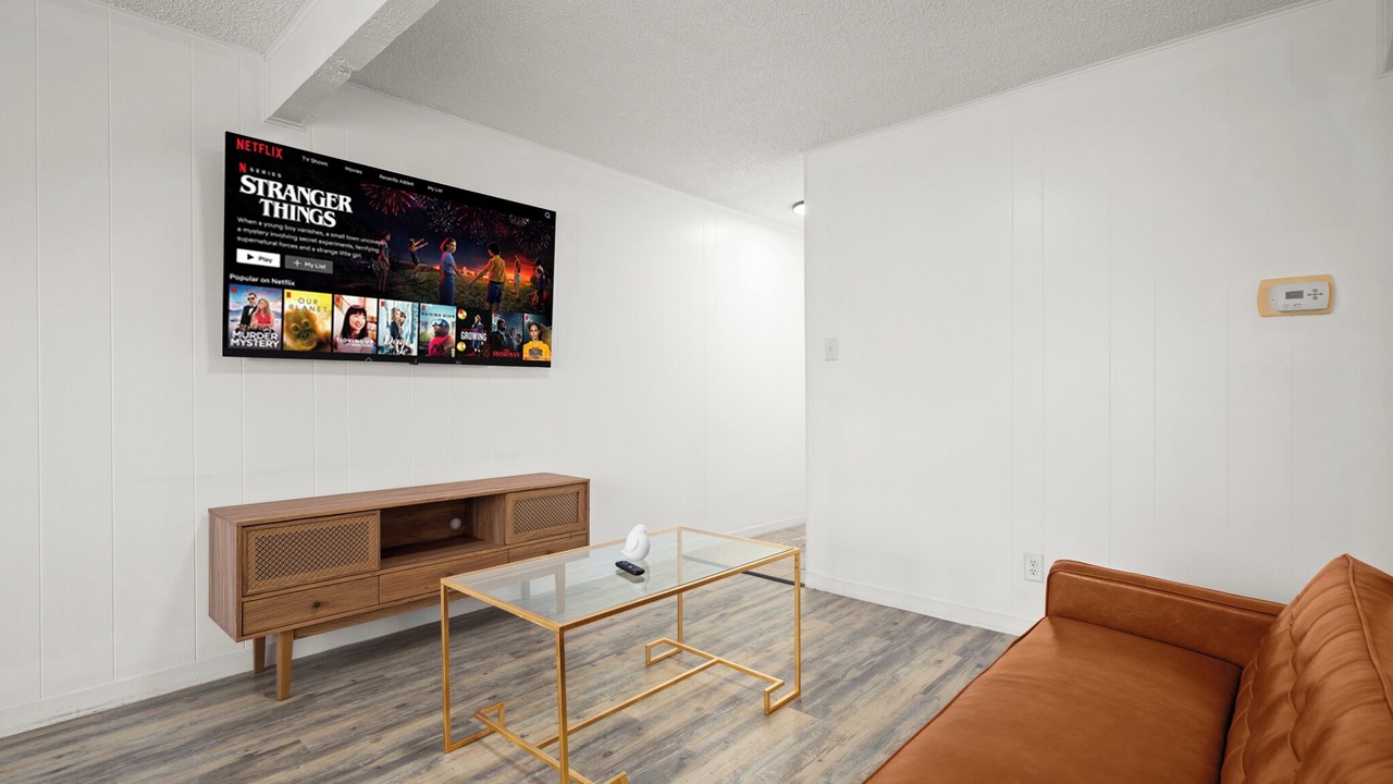 Photo of Livingroom in West Campus
