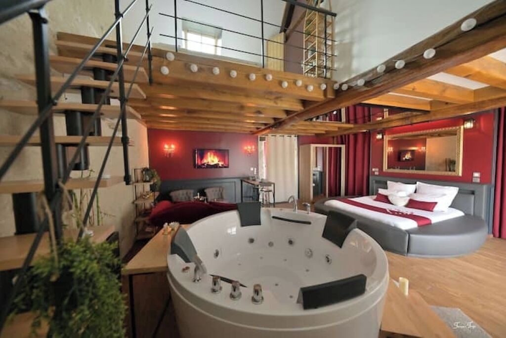 Photo of Bedroom in Manthelan