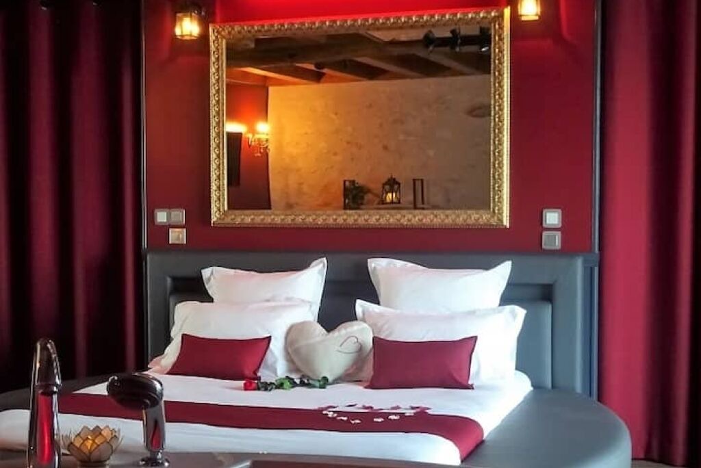 Photo of Bedroom in Manthelan