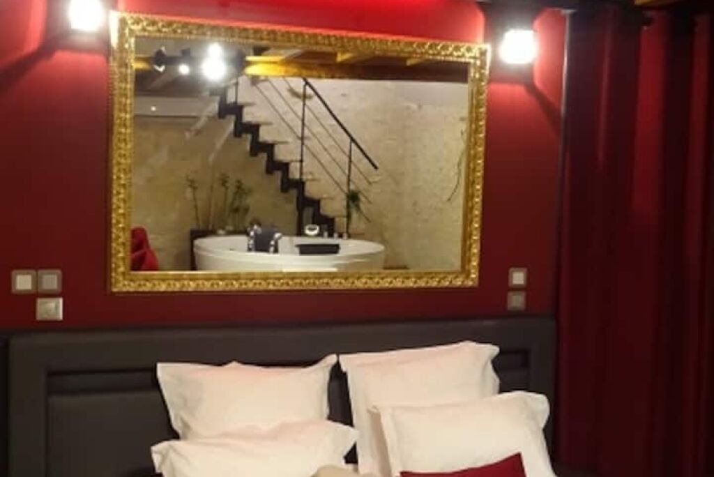 Photo of Bedroom in Manthelan