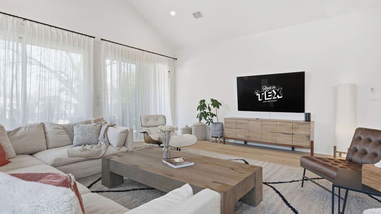 Photo of Livingroom in Austin