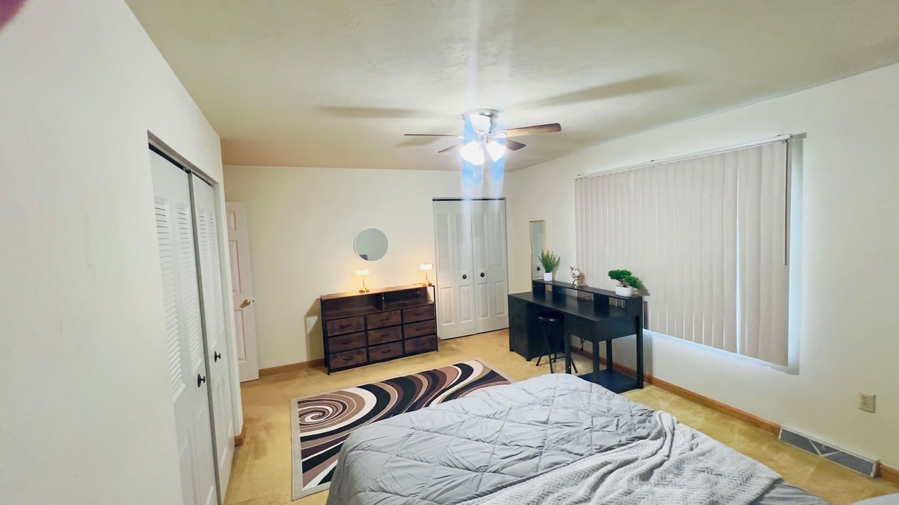 Photo of Bedroom in Spry
