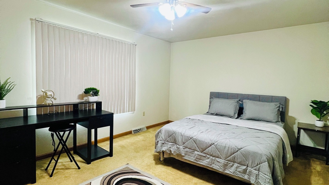 Photo of Bedroom in Spry