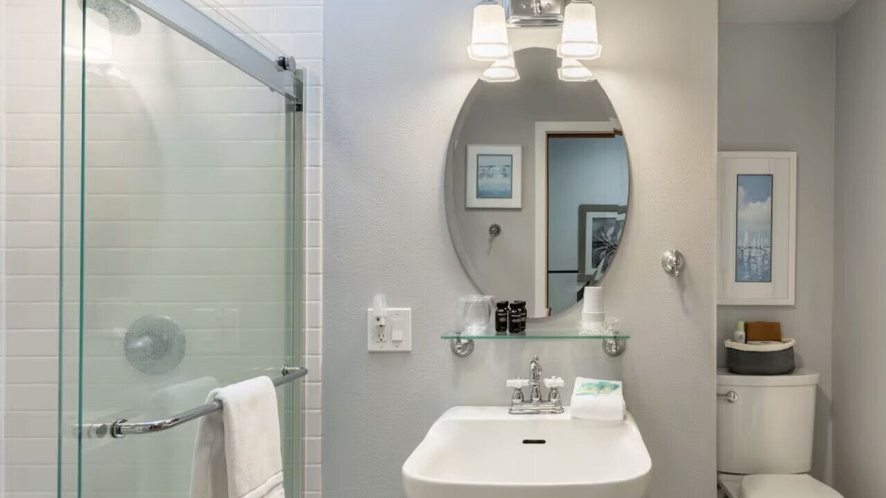 Photo of Bathroom in Bells Beach
