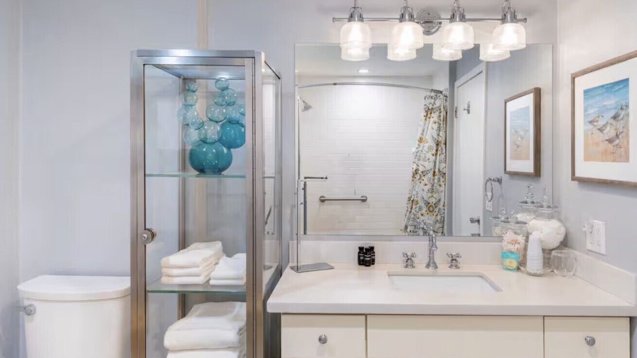 Photo of Bathroom in Bells Beach