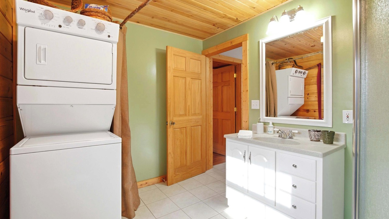 Photo of Bathroom in Tazewell