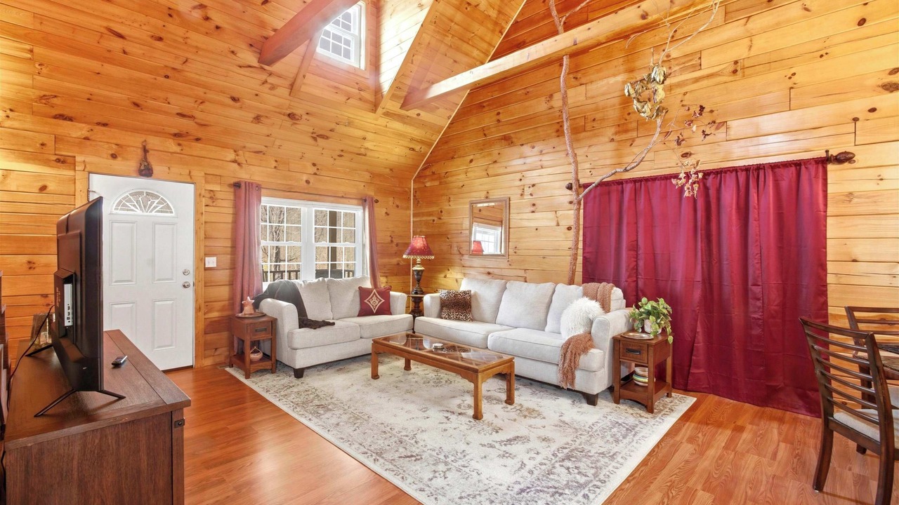 Photo of Bedroom in Tazewell