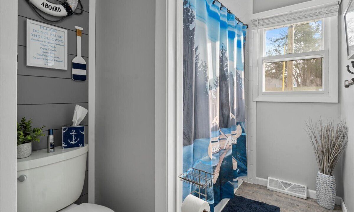 Photo of Bathroom in Goreville