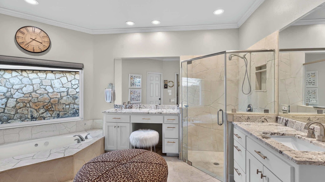 Photo of Bathroom in Horseshoe Bay