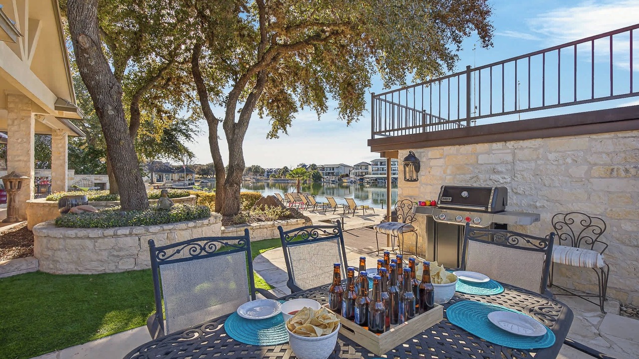 Photo of Outdoor in Horseshoe Bay