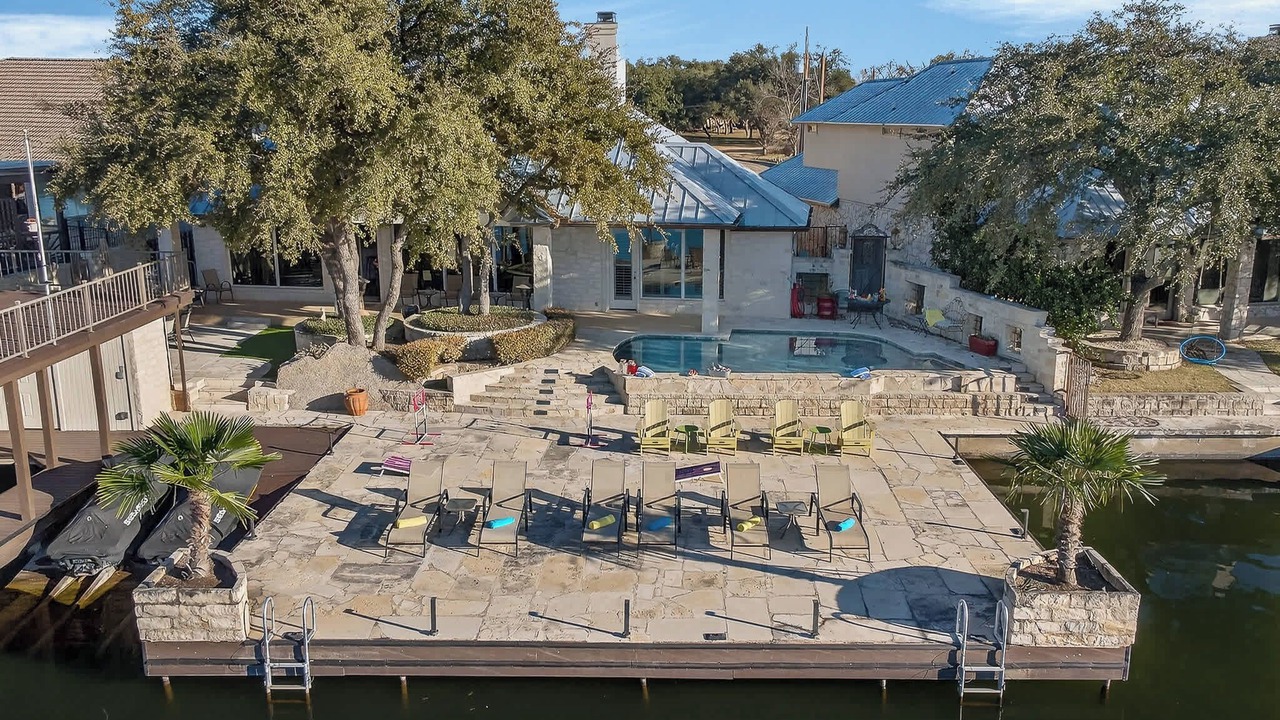 Photo of Outdoor in Horseshoe Bay