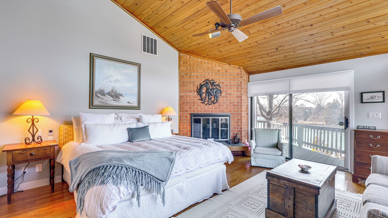 Photo of Bedroom in Irvington