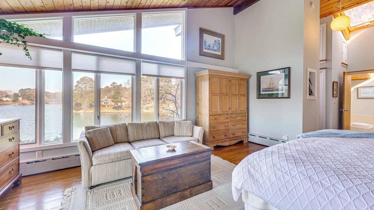 Photo of Bedroom in Irvington