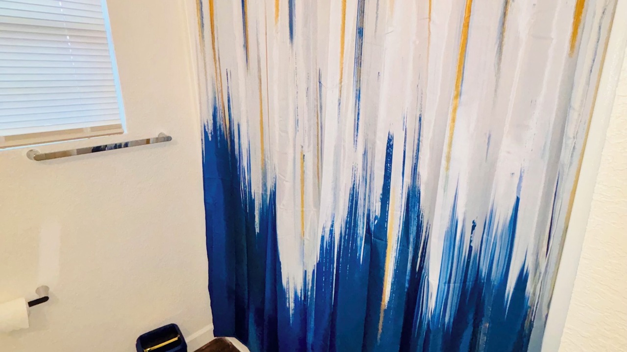 Photo of Bathroom in Bacliff