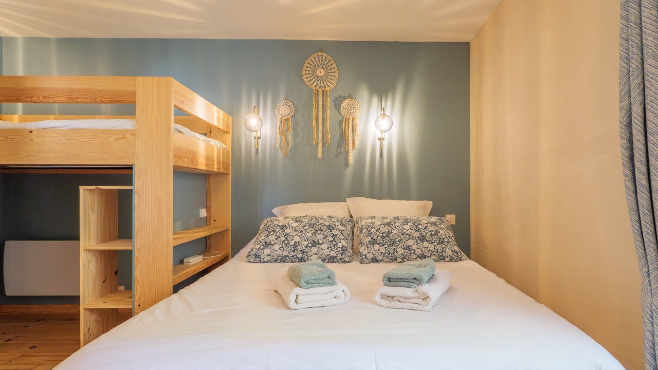 Photo of Bedroom in Saint-Remeze