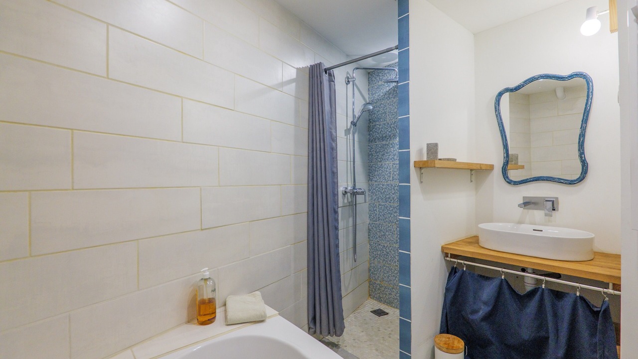 Photo of Bathroom in Saint-Remeze