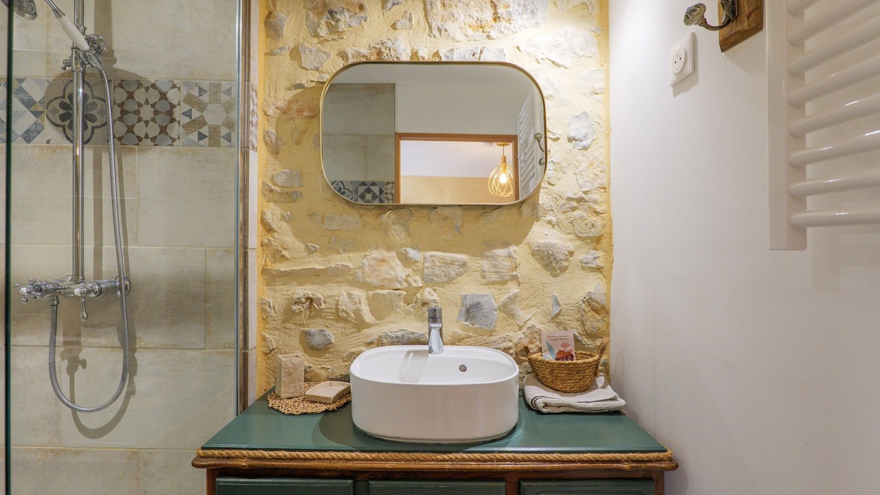 Photo of Bathroom in Saint-Remeze