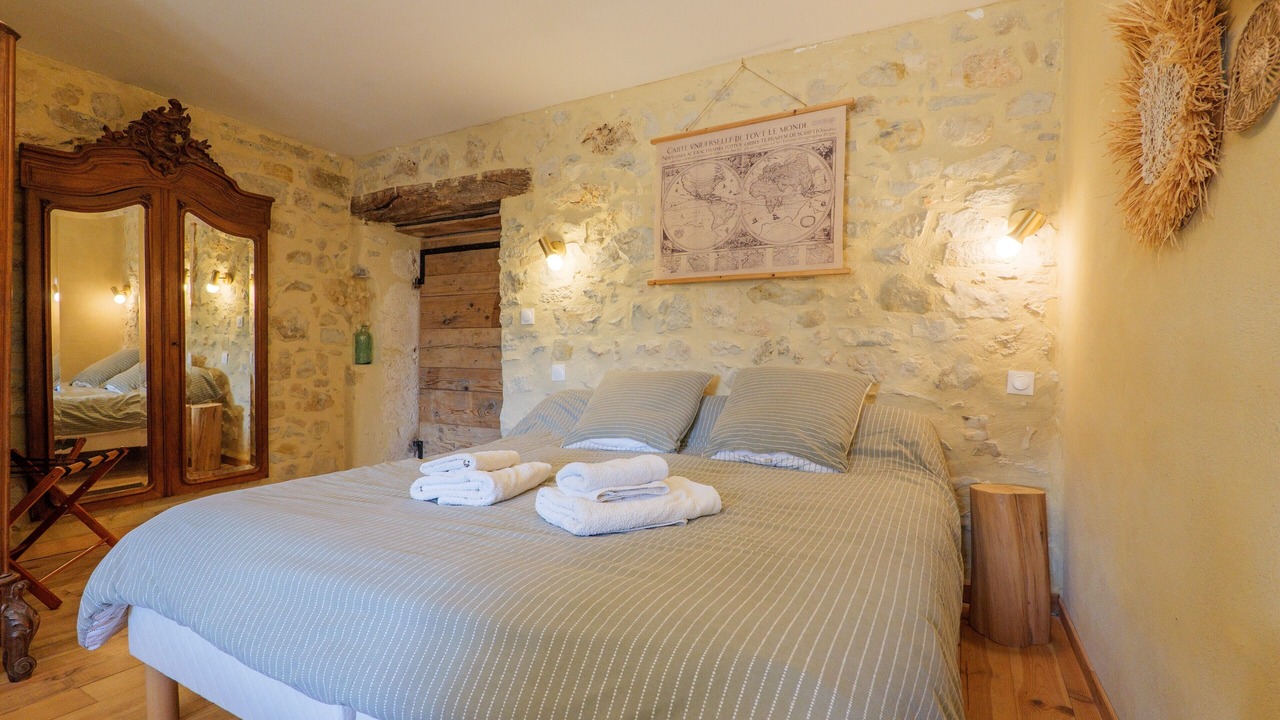 Photo of Bedroom in Saint-Remeze
