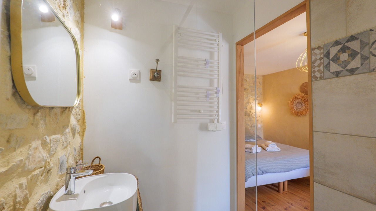 Photo of Bathroom in Saint-Remeze