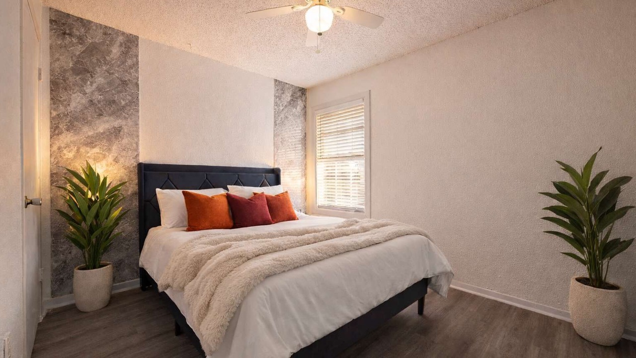 Photo of Bedroom in Central Arlington