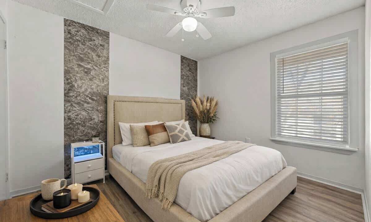 Photo of Bedroom in Central Arlington
