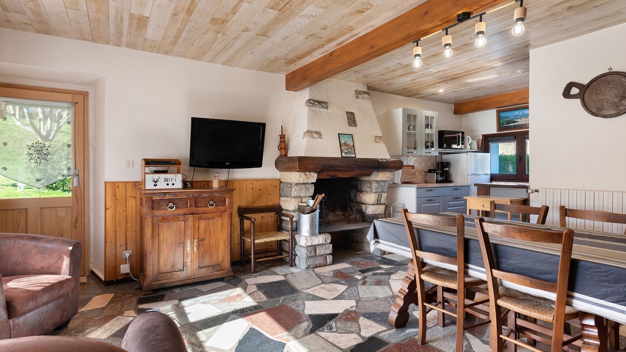 Photo of Livingroom in Campan