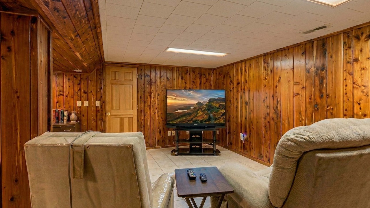 Photo of Livingroom in Lone Rock